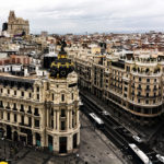 El quinto quinto premio de la Lotería de Navidad, el 45.225, toca íntegramente en la Gran Vía de Madrid.