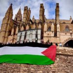 Concentración en Palma para exigir poner fin al "genocidio" en Gaza y al comercio de armas con Israel SOCIEDAD MALLORCA PER PALESTINA
