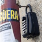 Caja de seguridad para las llaves de una piso de alquiler turístico. - Eduardo Parra - Europa Press - Archivo